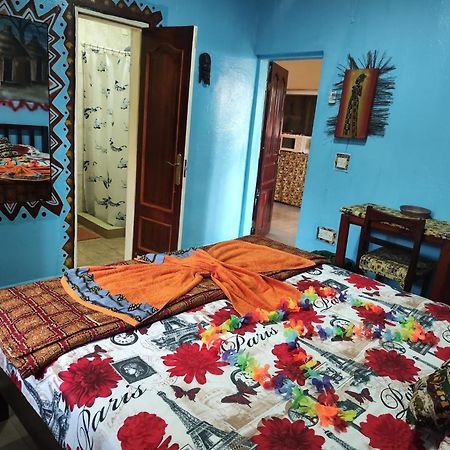 Casa Hotel Sinkiling Gambia Серекунда Екстериор снимка